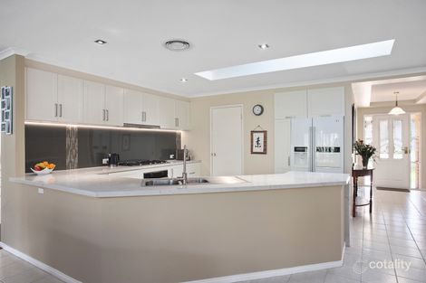 Property photo of 2 Wonga Place Gowanbrae VIC 3043