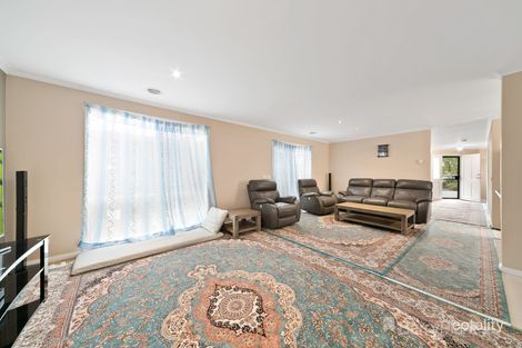 33 Elida Cres, Narre Warren South, VIC 3805