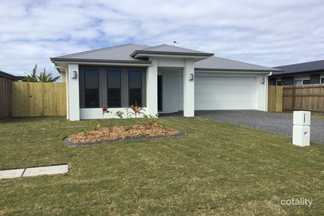 66 Frederick Cct, Eli Waters, QLD 4655