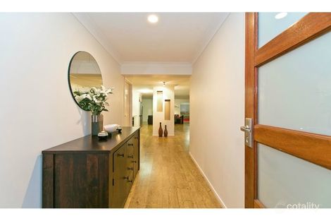 43 Aquila St, Redland Bay, QLD 4165