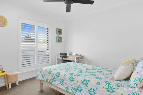 Property photo of 62 Bombala Crescent Rainbow Beach QLD 4581