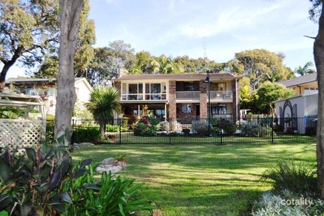 124 Blue Bell Dr, Wamberal, NSW 2260