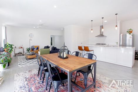 Property photo of 22 Moraba Way Piara Waters WA 6112