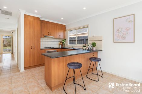 Property photo of 1/34 Kelvin Grove Werribee VIC 3030