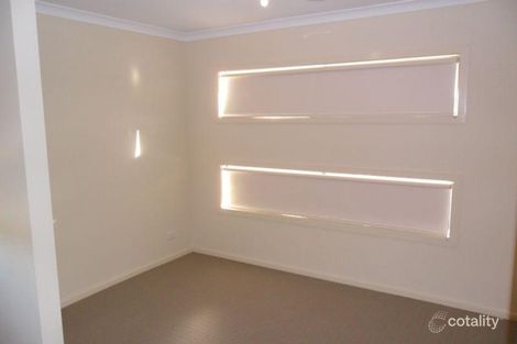 Property photo of 70 Cunningham Chase Burnside Heights VIC 3023