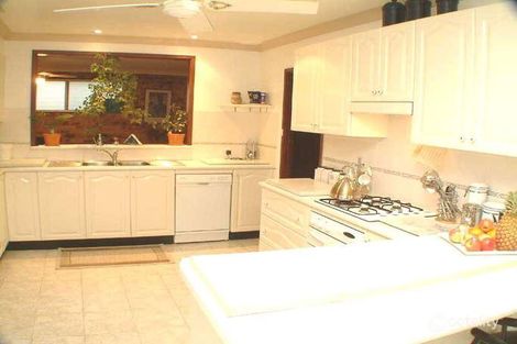 Property photo of 11 Lilydale Avenue Peakhurst NSW 2210