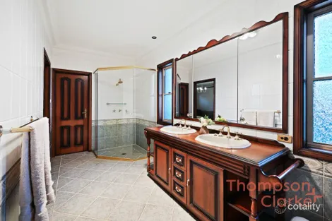 Property photo of 20 Justin Drive Tenambit NSW 2323