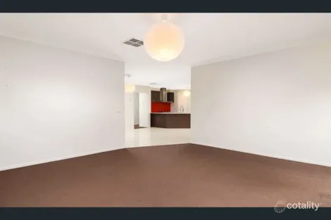 Property photo of 16 Misty Close Berwick VIC 3806