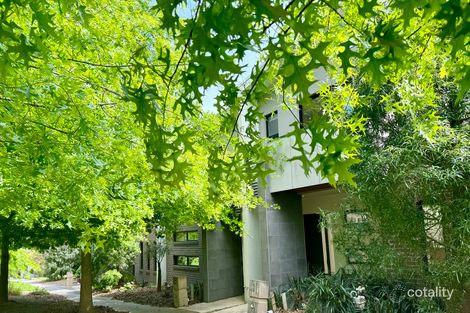 Property photo of 13 Flemington Rise Officer VIC 3809