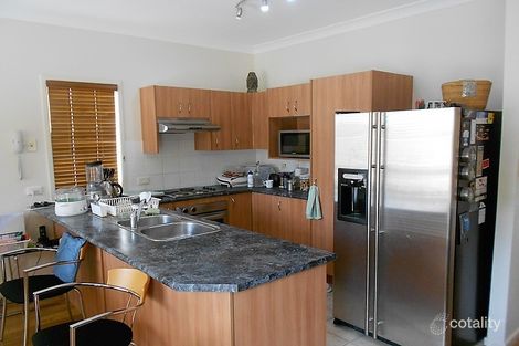 Property photo of 9 Saint John Place Springfield Lakes QLD 4300