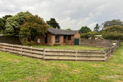 25 Sullivans Rd, Woodend, VIC 3442