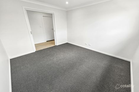 Property photo of 40 Knox Crescent Caerleon NSW 2850
