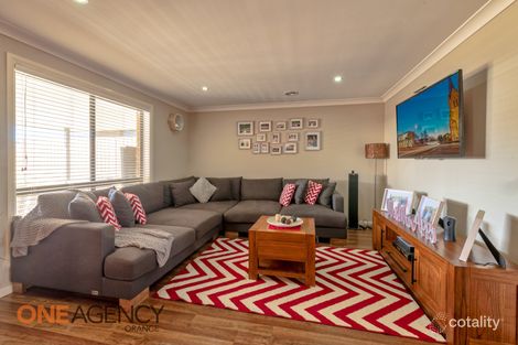 Property photo of 28 Molloy Drive Orange NSW 2800