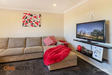 Property photo of 28 Molloy Drive Orange NSW 2800