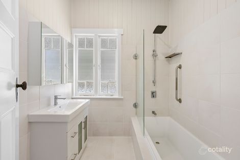 Property photo of 189 Russell Street Newtown QLD 4350