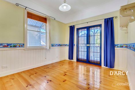 Property photo of 25 Lindsay Ashgrove QLD 4060