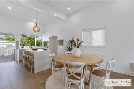 10 Parkes St, West End, QLD 4810