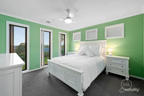 Property photo of 20 Dargo Crescent Doreen VIC 3754