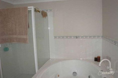 Property photo of 4 Dawson Court Helensvale QLD 4212