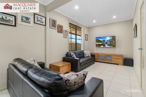 Property photo of 54 Vlatko Drive West Hoxton NSW 2171