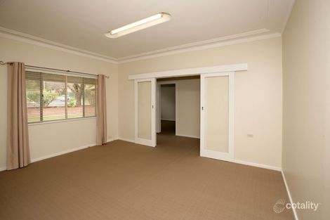 Property photo of 2 Waranga Avenue Mount Austin NSW 2650