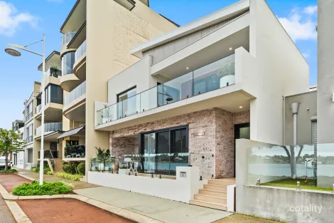 Property photo of 2 Galileo Loop Mandurah WA 6210