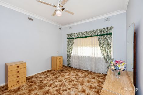 Property photo of 4 Campbell Place Wagga Wagga NSW 2650