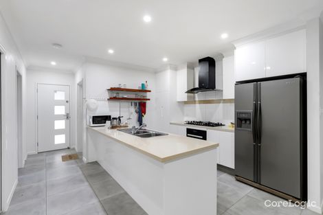 Property photo of 18 Bulleringa Loop Mount Peter QLD 4869