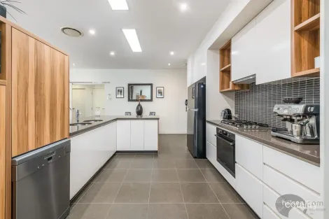 Contact Agent For Address, Hope Island, QLD 4212