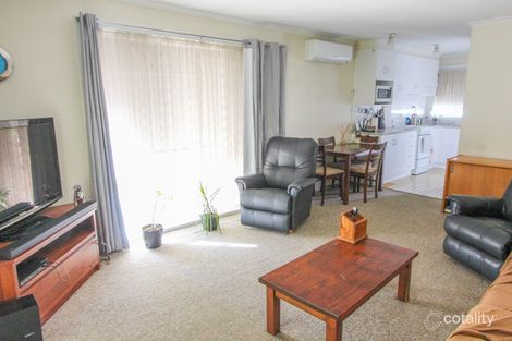Property photo of 1/22 Incarnie Crescent Wagga Wagga NSW 2650