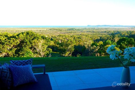 Property photo of 80 Owenia Way Broken Head NSW 2481