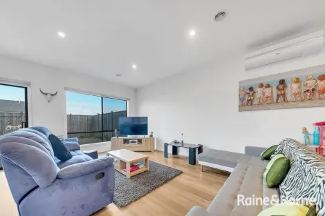 Property photo of 17 Splendour Circuit Diggers Rest VIC 3427