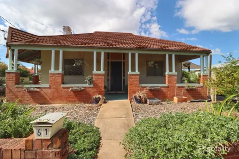61 Brisbane St, Cowra, NSW 2794