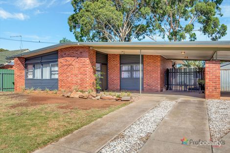 15 Karong Ave, Brahma Lodge, SA 5109