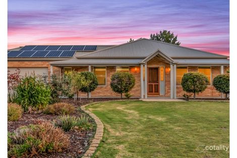 9 Winbi Ave, Moama, NSW 2731