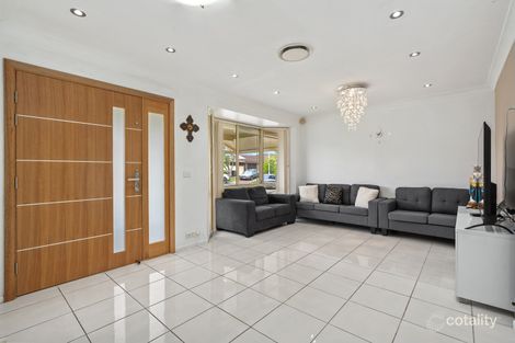 Property photo of 17 Woolgoolga Avenue Hoxton Park NSW 2171