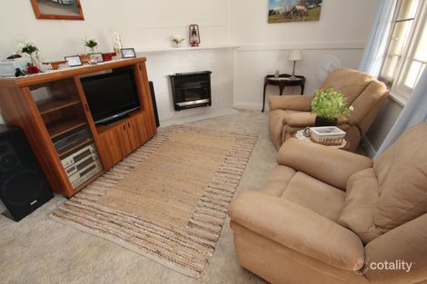 Property photo of 32 Border Street Wallangarra QLD 4383