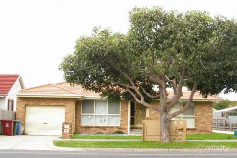 16 David St, Dandenong, VIC 3175