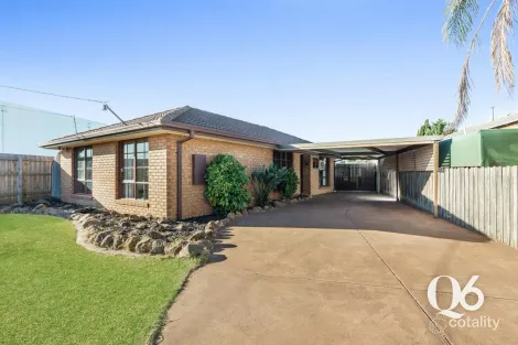 30 Westcott Pde, Rockbank, VIC 3335