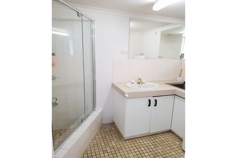 Property photo of 2/130 Musgrave Street Coolangatta QLD 4225