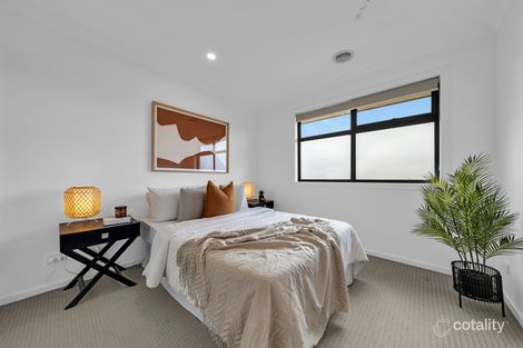 Property photo of 2/13 Gonis Crescent Carrum Downs VIC 3201