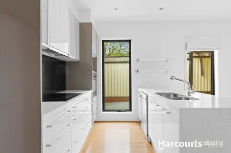 Property photo of 5A Creek Court Eumemmerring VIC 3177