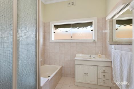 Property photo of 2 Manifold Street Manifold Heights VIC 3218