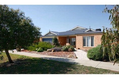 71 Caroline Chisholm Dr, Kyneton, VIC 3444