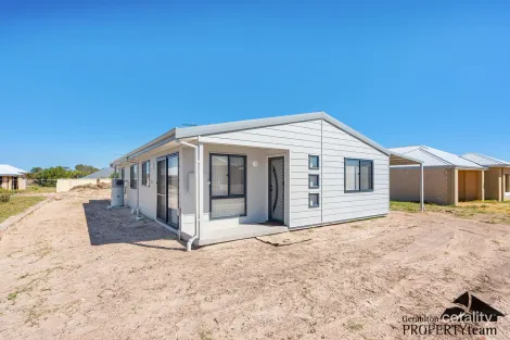 16 Periwinkle St, Drummond Cove, WA 6532