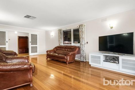 Property photo of 23 Admirala Avenue Dandenong North VIC 3175