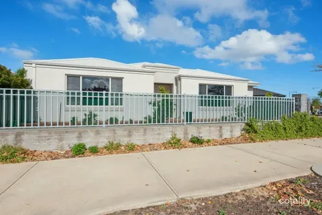 11 Gracefield Bvd, Harrisdale, WA 6112