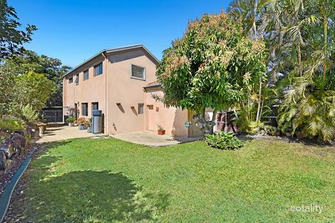 Property photo of 16 Cascade Avenue Benowa QLD 4217