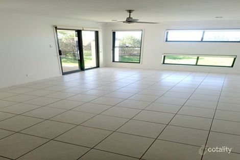 Property photo of 2/17 Eales Road Rural View QLD 4740