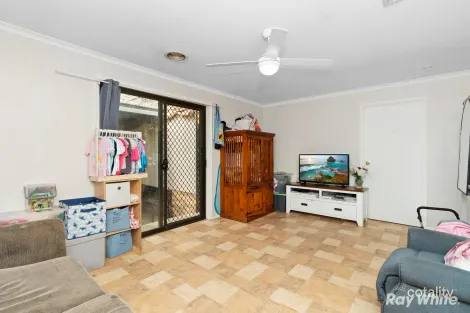 Property photo of 17 Clowes Place Ashmont NSW 2650